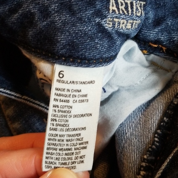 American Eagle Jean's - Picture 2 of 6